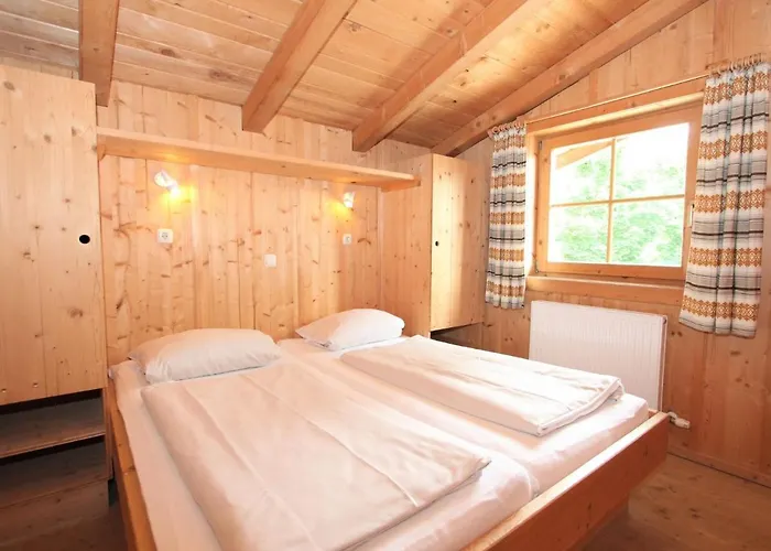 בית נופש Alpendorf-2 By Interhome שטום